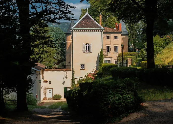Lyon Country House - Tour De Garde