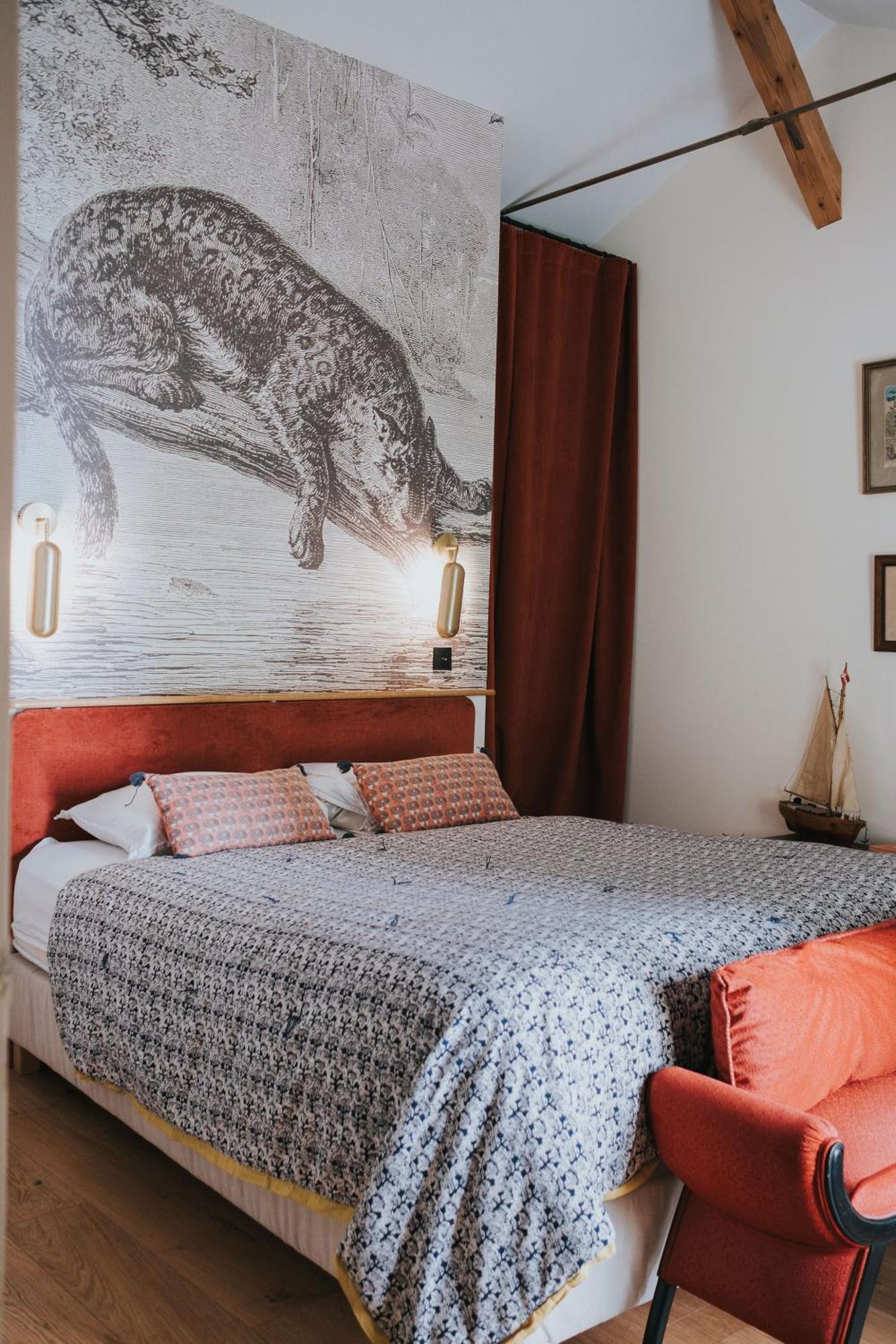 Lyon - Tour De Garde Holiday home *